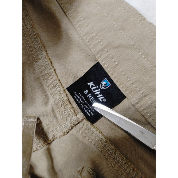 Women's KÜHL Beige Convertible Cotton Blend Stretchy Cargo Pants Size 8 - Picture 4 of 12